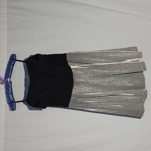 Morgan & Co Box Pleat Dress - Picture 1 of 9